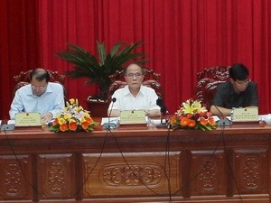 Chủ tịch Quốc hội Nguyễn Sinh Hùng thăm và làm việc tại Hậu Giang - ảnh 1